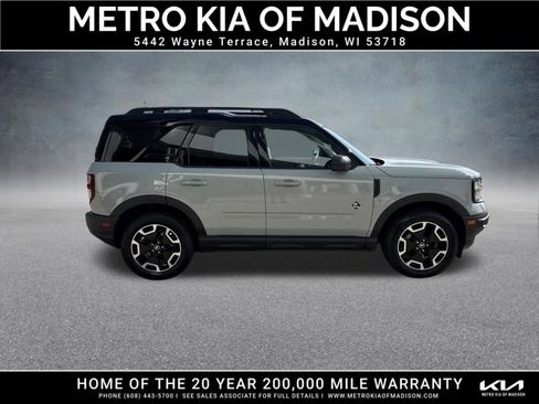 Used 2022 Ford Bronco Sport Outer Banks w/ Tech Package AWD/4WD image 9