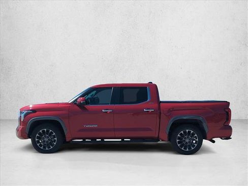 Used 2024 Toyota Tundra Limited w/ Power Package image 8