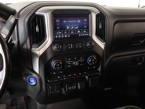 Used 2020 Chevrolet Silverado 1500 LT w/ Texas Edition AWD/4WD image 5