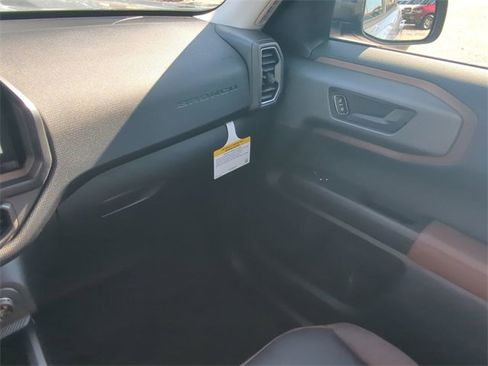 New 2025 Ford Bronco Sport Outer Banks w/ Outer Banks Tech Package+ image 18