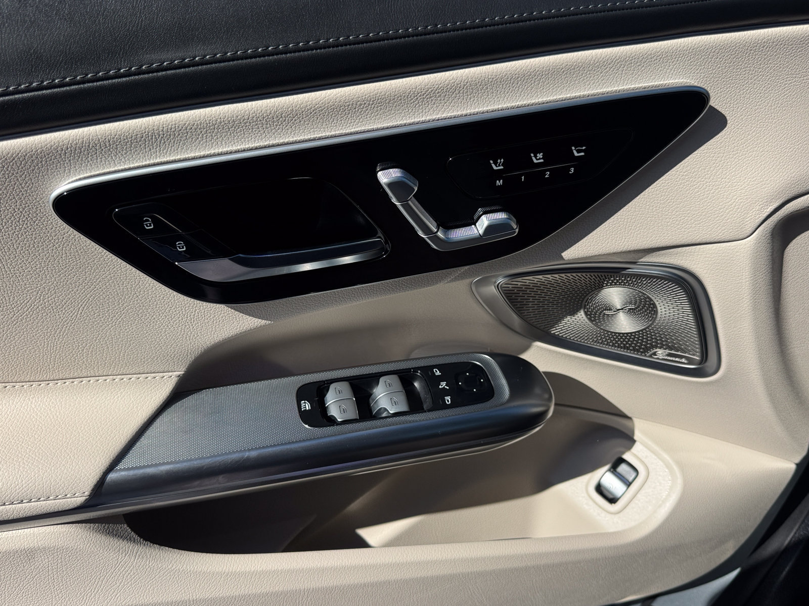 New 2027 Mercedes-Benz CLE 450 4MATIC Cabriolet image 10