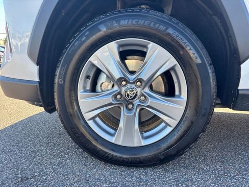 Used 2025 Toyota RAV4 LE image 29