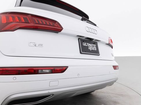 Used 2018 Audi Q5 2.0T Premium Plus w/ Premium Plus Package AWD/4WD image 16