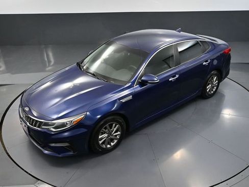 Used 2020 Kia Optima LX image 52