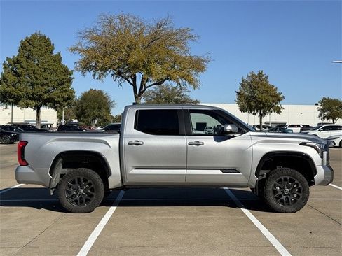 Used 2024 Toyota Tundra Platinum image 3
