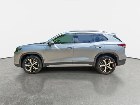 Used 2025 Volkswagen Tiguan SE AWD/4WD image 6