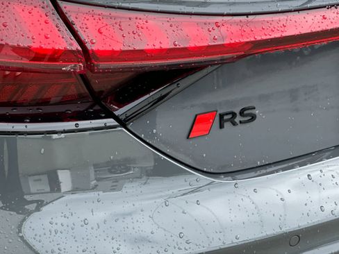 New 2026 Audi RS e-tron GT performance image 27