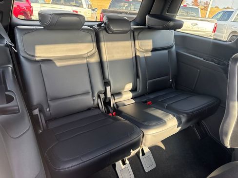 New 2025 Ford Expedition Platinum w/ Stealth Performance Package image 13