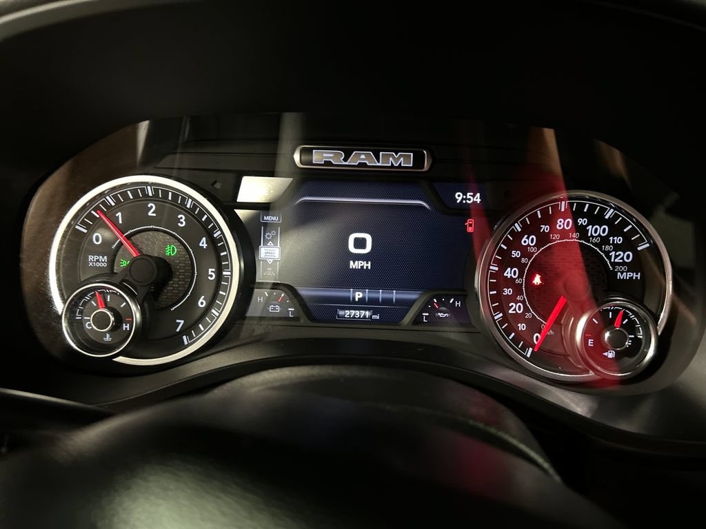 Used 2025 RAM 1500 Big Horn AWD/4WD image 16