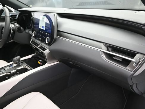 Used 2026 Lexus RX 350 Premium w/ Convenience Package FWD image 24