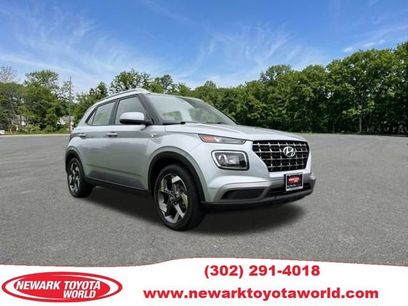 Used 2023 Hyundai Venue SEL w/ Cargo Package
