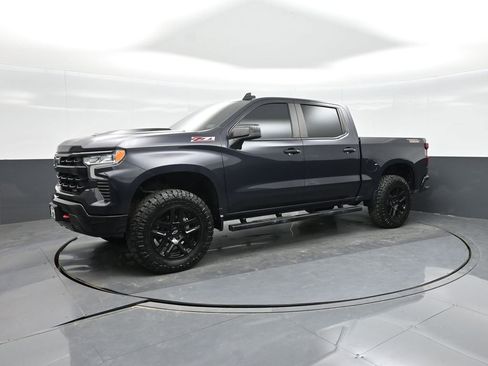 Used 2023 Chevrolet Silverado 1500 LT Trail Boss AWD/4WD image 23