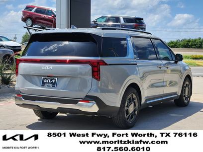 New 2026 Kia Carnival SX