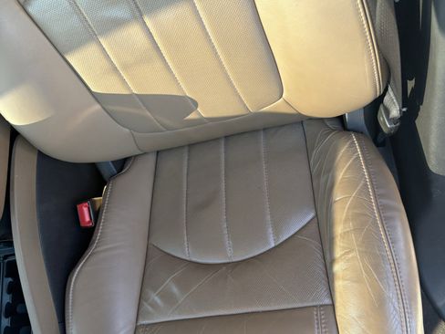 Used 2014 Buick Enclave Premium w/ LPO, Cargo Convenience Pkg FWD image 10