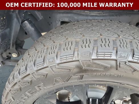 Used 2024 Jeep Gladiator Sport AWD/4WD image 8