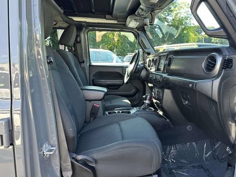 Used 2022 Jeep Wrangler Unlimited Sport w/ Sun And Sound Package AWD/4WD image 25