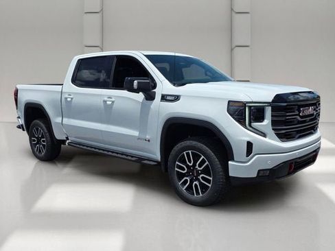 Used 2026 GMC Sierra 1500 AT4 w/ AT4 Premium Package AWD/4WD image 7