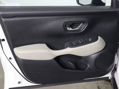 Used 2024 Honda HR-V EX-L image 19