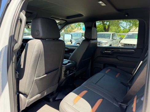 Certified 2024 GMC Sierra 3500 AT4 AWD/4WD image 11