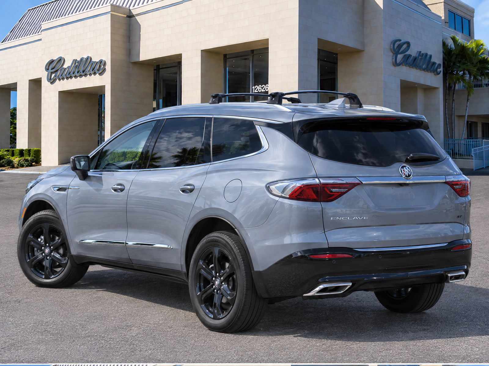 Used 2024 Buick Enclave Essence w/ Experience Buick Package FWD image 3