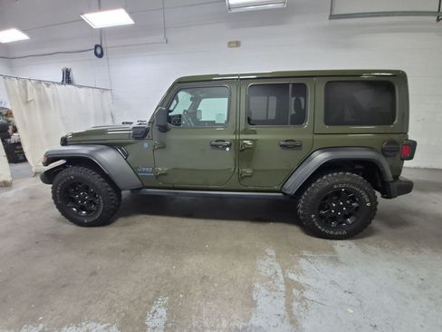 Used 2023 Jeep Wrangler Unlimited AWD/4WD image 10