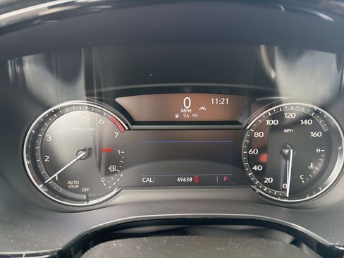 Used 2020 Cadillac XT5 Premium Luxury image 13