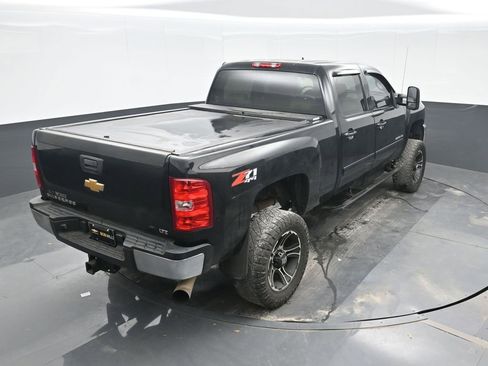 Used 2012 Chevrolet Silverado 2500 LTZ w/ Suspension Package, Off-Road AWD/4WD image 28