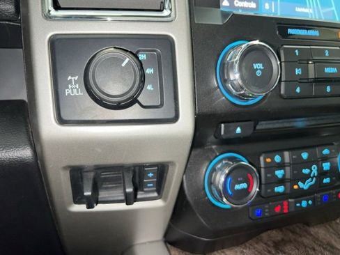 Used 2017 Ford F250 Lariat w/ Lariat Ultimate Package image 25