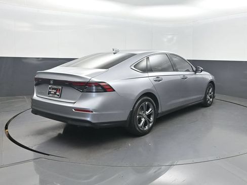 Used 2023 Honda Accord EX image 36