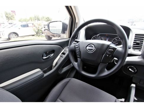 Certified 2024 Nissan Frontier SV w/ Technology Package image 6