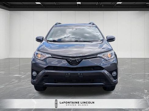 Used 2017 Toyota RAV4 XLE w/ Plus Extra Value Package AWD/4WD image 8
