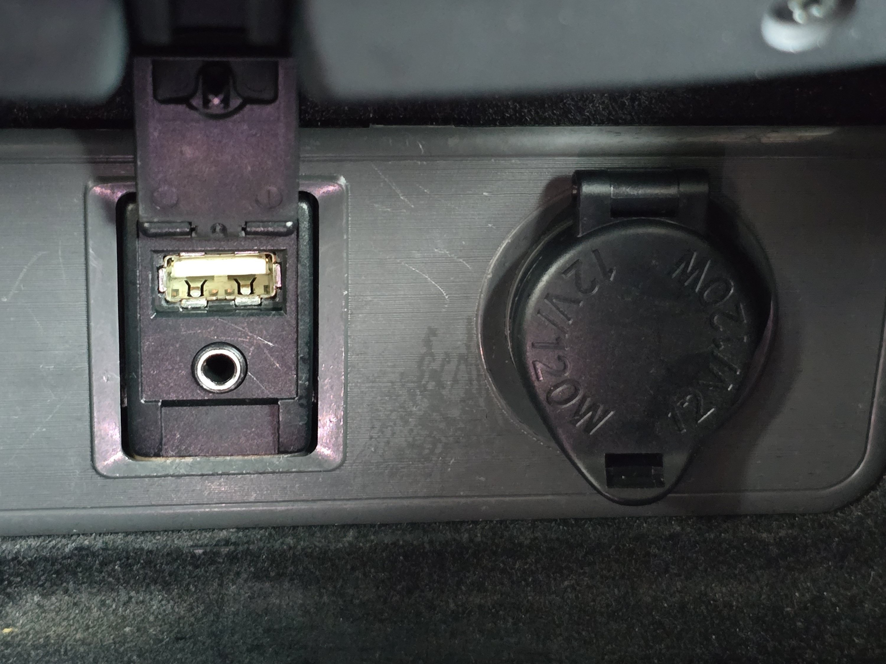 Used 2013 Toyota Avalon XLE FWD image 6