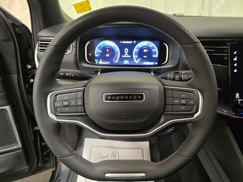 Used 2024 Jeep Wagoneer 4WD w/ Rear Seat Video Group 1 image 19