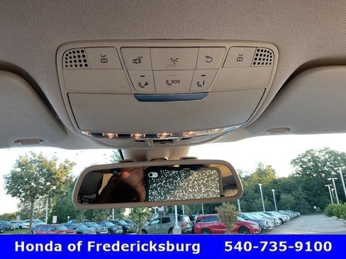 Used 2018 Mercedes-Benz GLC 300 4MATIC image 44