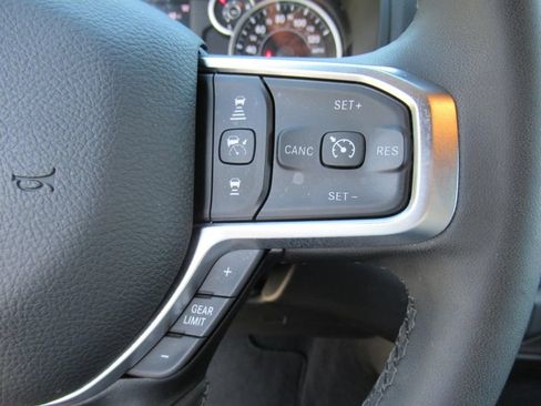 Used 2026 RAM 2500 Big Horn AWD/4WD image 22