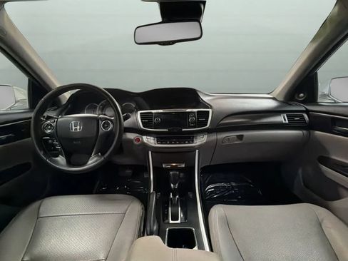 Used 2013 Honda Accord EX-L image 9