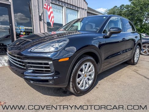 Used 2019 Porsche Cayenne AWD/4WD image 2