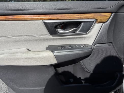 Used 2019 Honda CR-V EX image 13