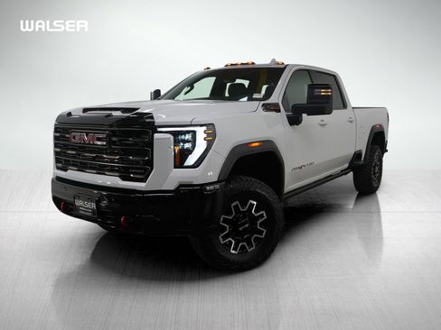 Used 2025 GMC Sierra 2500 AT4X image 1