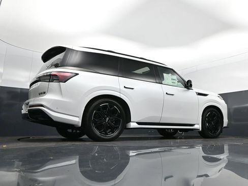 New 2026 INFINITI QX80 4WD w/ Sport Exterior Package image 45