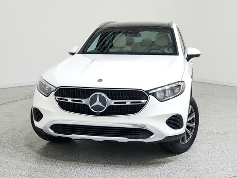 Certified 2024 Mercedes-Benz GLC 300 image 5