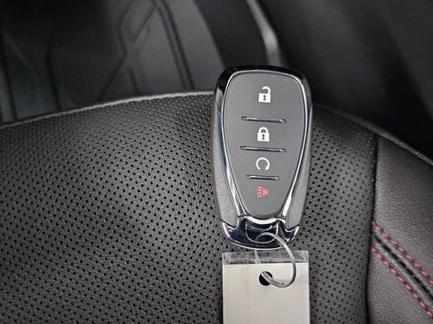 New 2026 Chevrolet Trax RS w/ Sunroof Package image 35