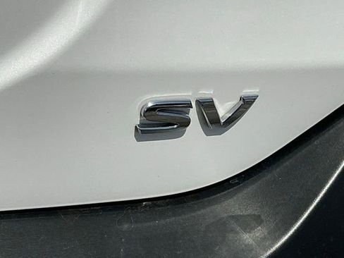 Used 2018 Nissan Kicks SV FWD image 10