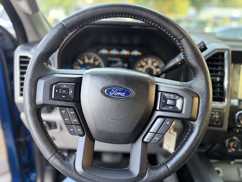 Used 2015 Ford F150 XLT w/ Equipment Group 302A Luxury AWD/4WD image 13