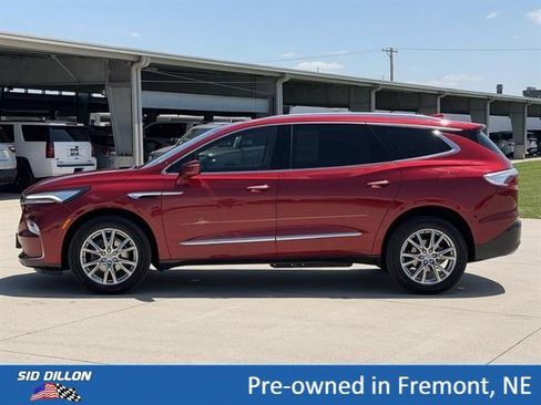 Certified 2023 Buick Enclave Premium w/ Experience Buick Package FWD image 8