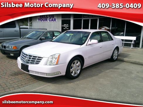 Used 2007 Cadillac DTS image 1