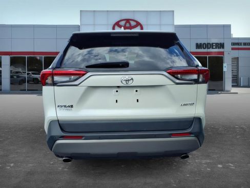 Used 2022 Toyota RAV4 Limited w/ Limited Grade Weather Package FWD image 4