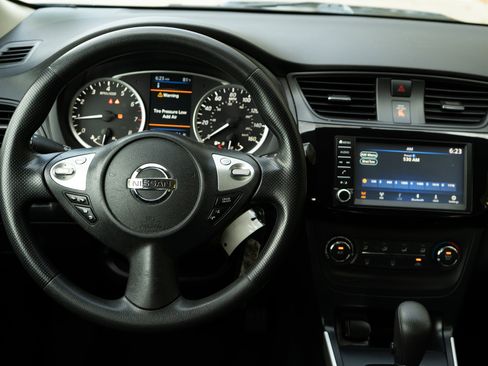 Used 2019 Nissan Sentra S image 25