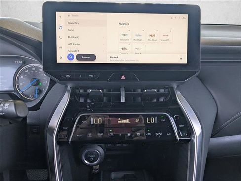 Used 2024 Toyota Venza Nightshade AWD/4WD image 15
