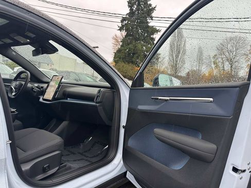 New 2026 Volvo EX30 Plus image 11